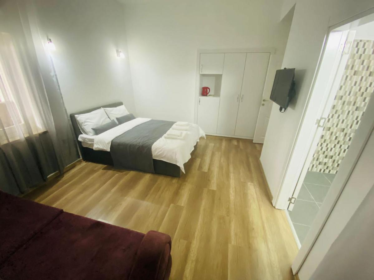 Secret Garden Guest House 02 法马古斯塔 外观 照片